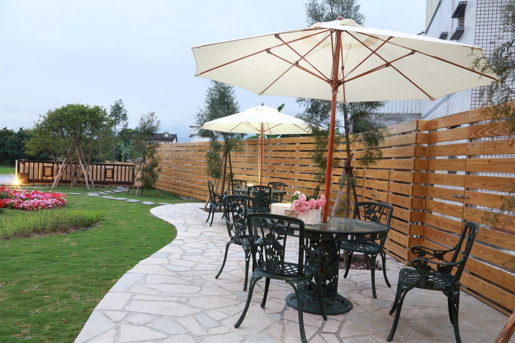Lo Hong Ka Countryside House Apartamento Luodong Exterior foto